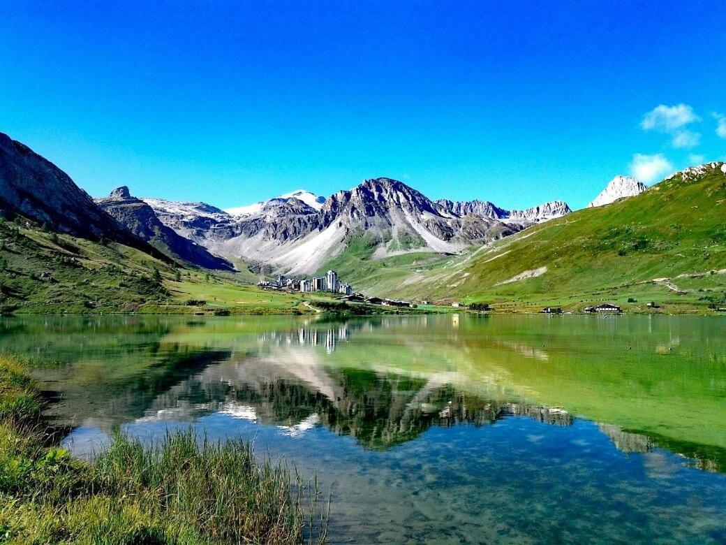 Charmant Studio Aux Pieds Des Pistes Vue Sur La Montagne Tignes Exterior photo
